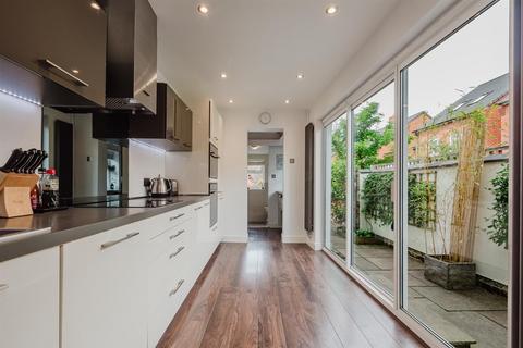 3 bedroom end of terrace house for sale, Princes Road, Broadheath, Altrincham