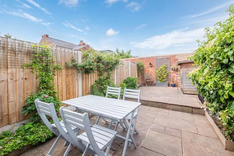 3 bedroom end of terrace house for sale, Princes Road, Broadheath, Altrincham