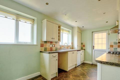 14 Charnwood Drive, Ormesby, Middlesbrough, TS7 9HN