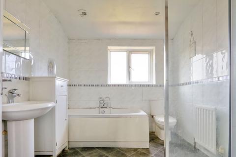 14 Charnwood Drive, Ormesby, Middlesbrough, TS7 9HN