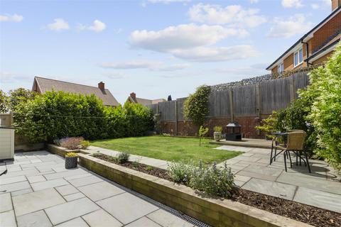 4 bedroom detached house for sale, Hawthorn Way, Hellingly, Hailsham