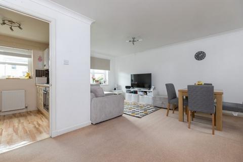 2 bedroom flat for sale, Mallots View, Newton Mearns