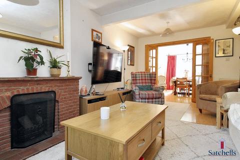 5 bedroom semi-detached house for sale, Lawrence Avenue, Letchworth Garden City, SG6