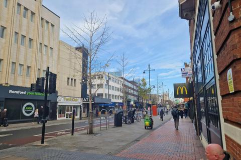 Office to rent, 3-5 Eastern Rd Romford RM1 3NH