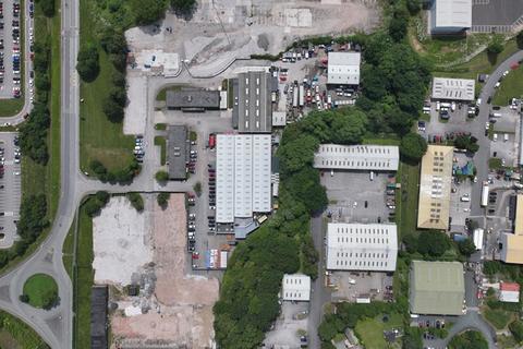 Land to rent, Bridge Rd Wrexham LL13 9QS