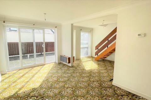 3 bedroom apartment for sale, Nevill Crescent, Llandudno