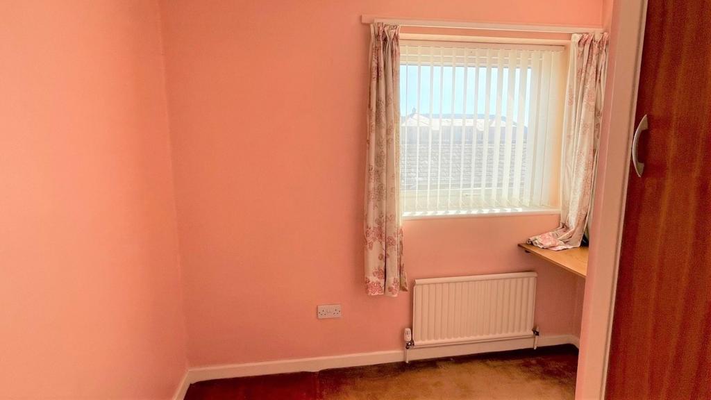 L shaped bedroom 3