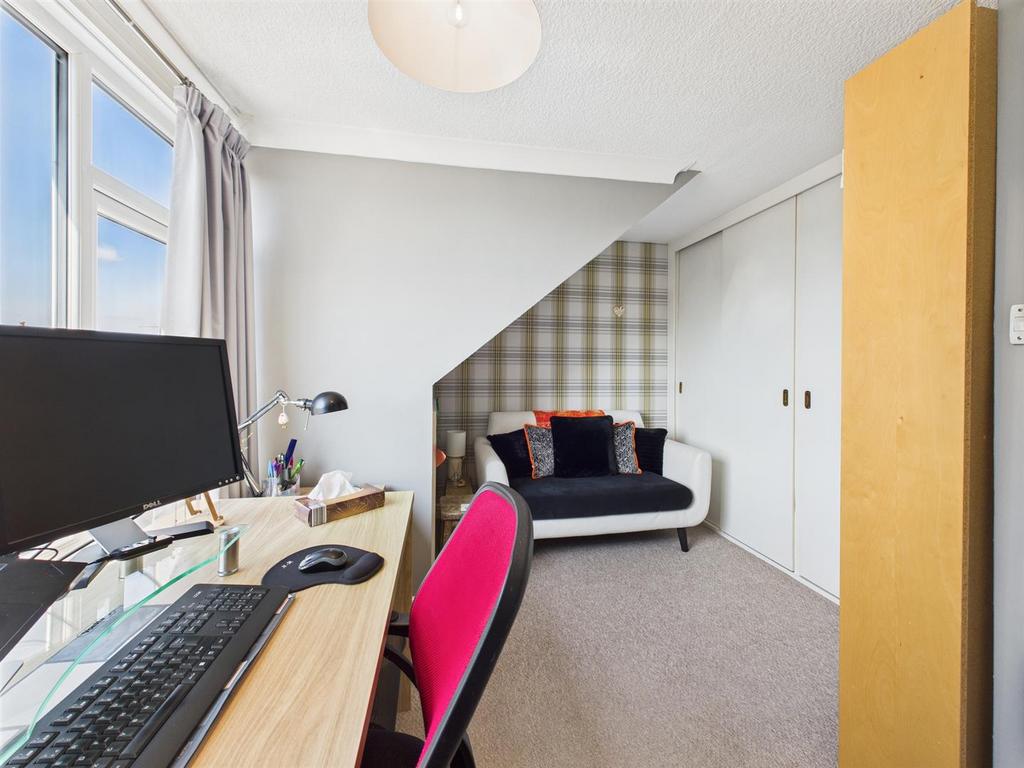 Bedroom: