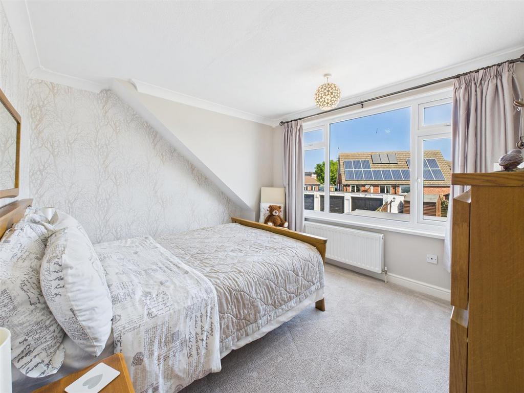 Bedroom: