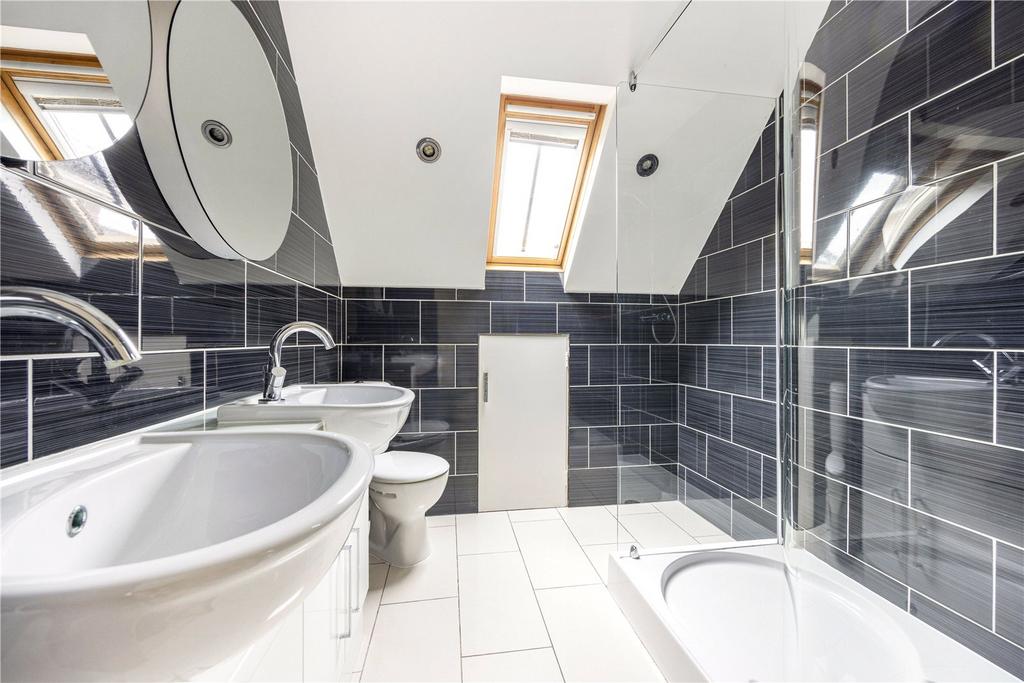 En Suite Shower Room