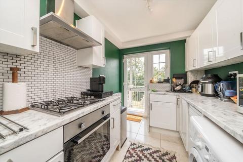 2 bedroom flat for sale, St. Mark's Hill, Surbiton KT6