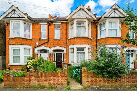 Warwick Road, Chingford
