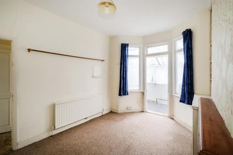 undefined, Warwick Road, Chingford