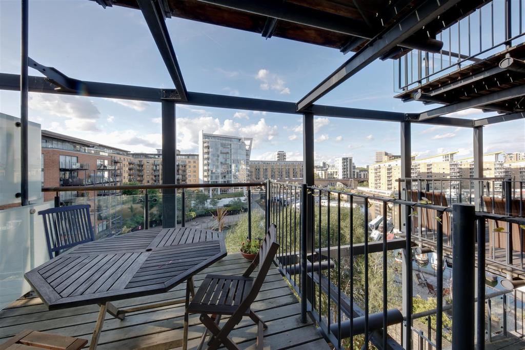 Medland House-03.jpg