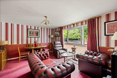 2 bedroom ground floor flat for sale, Salisbury Road, Dover, CT16