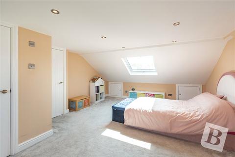 2 Berkeley Drive, Hornchurch, RM11 3PY