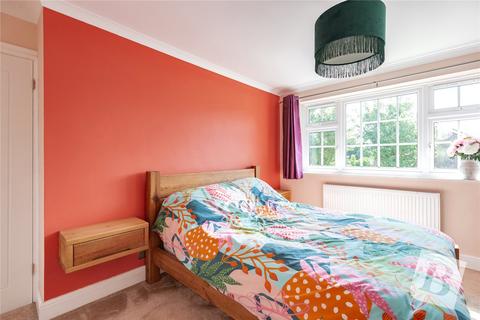 2 Berkeley Drive, Hornchurch, RM11 3PY