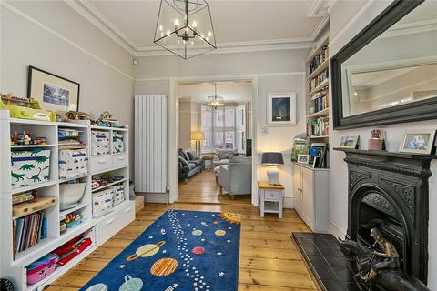 33 Manor Road, Richmond, TW9 1YA