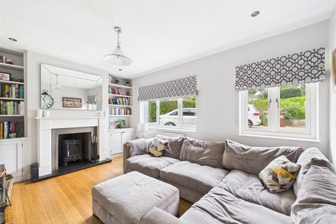 1 Barrow Hill, Churchdown, Gloucester, GL3 2LW