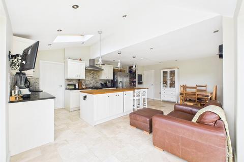 1 Barrow Hill, Churchdown, Gloucester, GL3 2LW