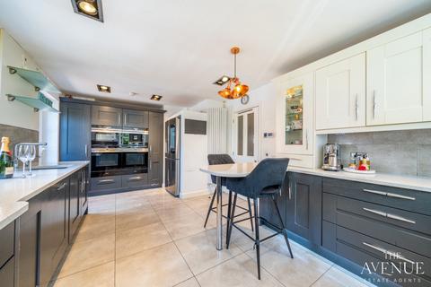 undefined, Substantial family home a stones throw from Mapperley Plains