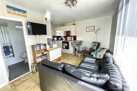 Property for sale, Golf Links Lane, Selsey, Chichester, West Sussex, PO20 9DR