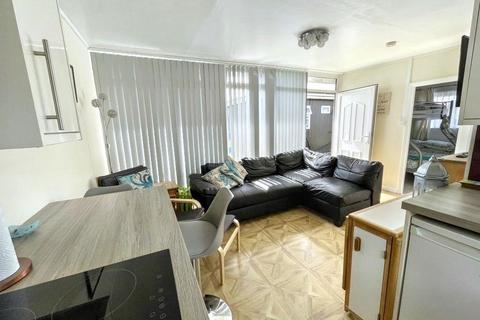 Property for sale, Golf Links Lane, Selsey, Chichester, West Sussex, PO20 9DR