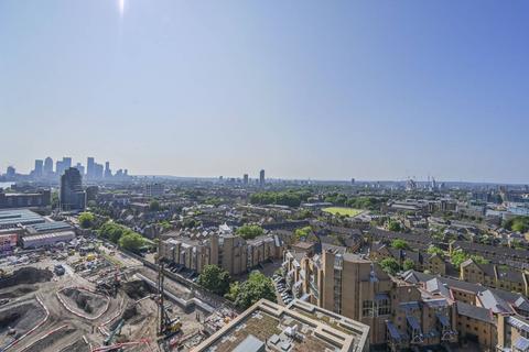 3 bedroom flat for sale, Boxwood Gardens, Wapping, London, E1W