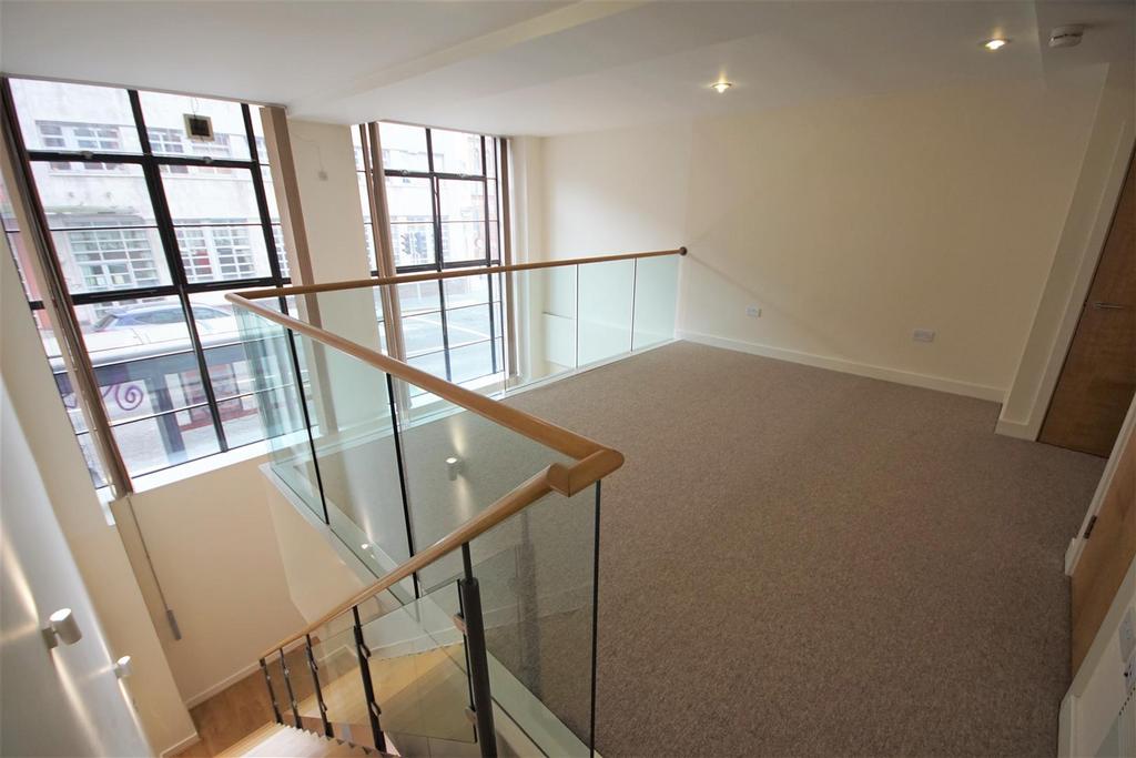 Mezzanine Level/Bedroom