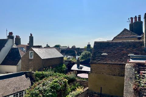 3 bedroom end of terrace house for sale, Beach Street, Deal, CT14