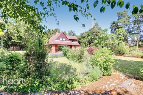 4 bedroom detached house for sale, Church Lane, Carlton on Trent