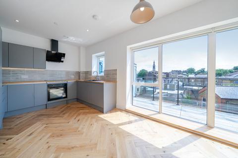 2 bedroom flat to rent, Lansdowne Hill, Norwood, London, SE27