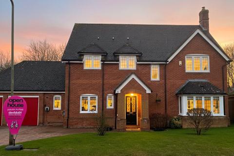 4 bedroom detached house for sale, Hanningtons Way, Reading RG7
