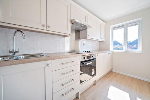 1 bedroom maisonette for sale, Kendal Gardens, Kempshott