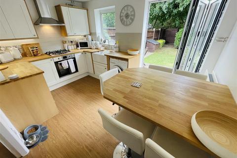 17 Laggan Close, Nuneaton, CV10 9TF