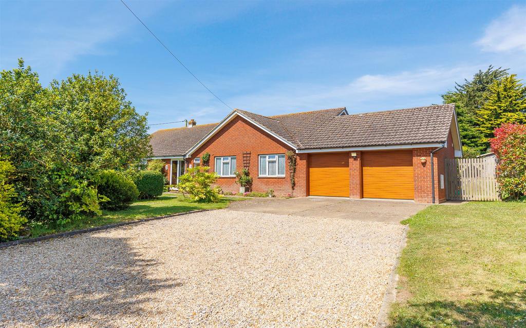 Driveway &amp; Garage Parking