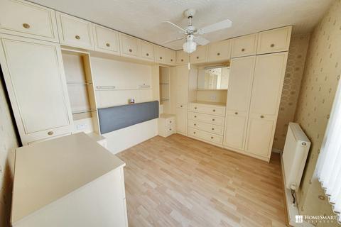 8 Littlegate, Halton Brook, Runcorn, WA7 2EE