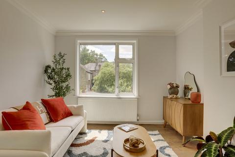 30a Bournville Road, London, SE6 4RN