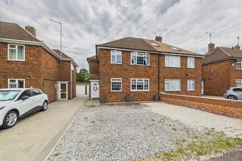 5 Como Road, Aylesbury, HP20 1NR