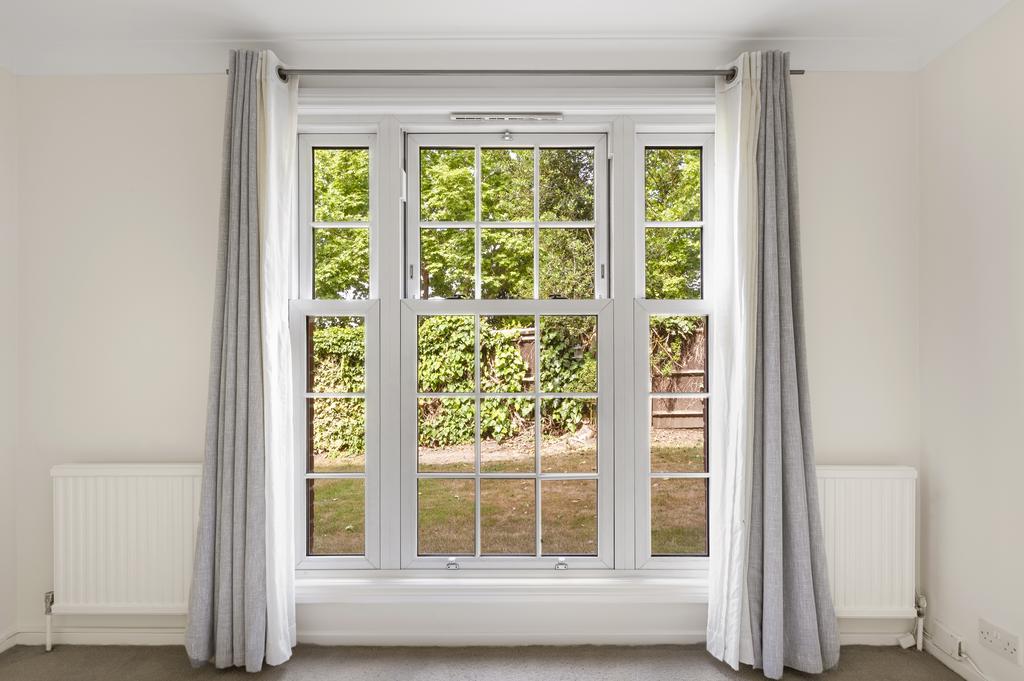 Sash window to garden