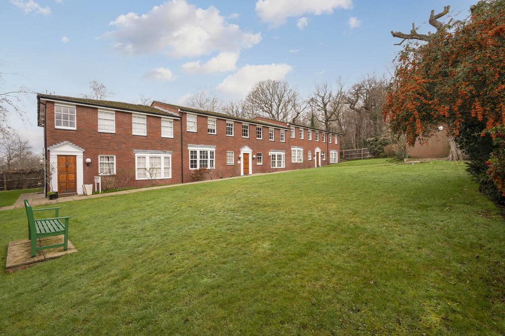 Communal lawn