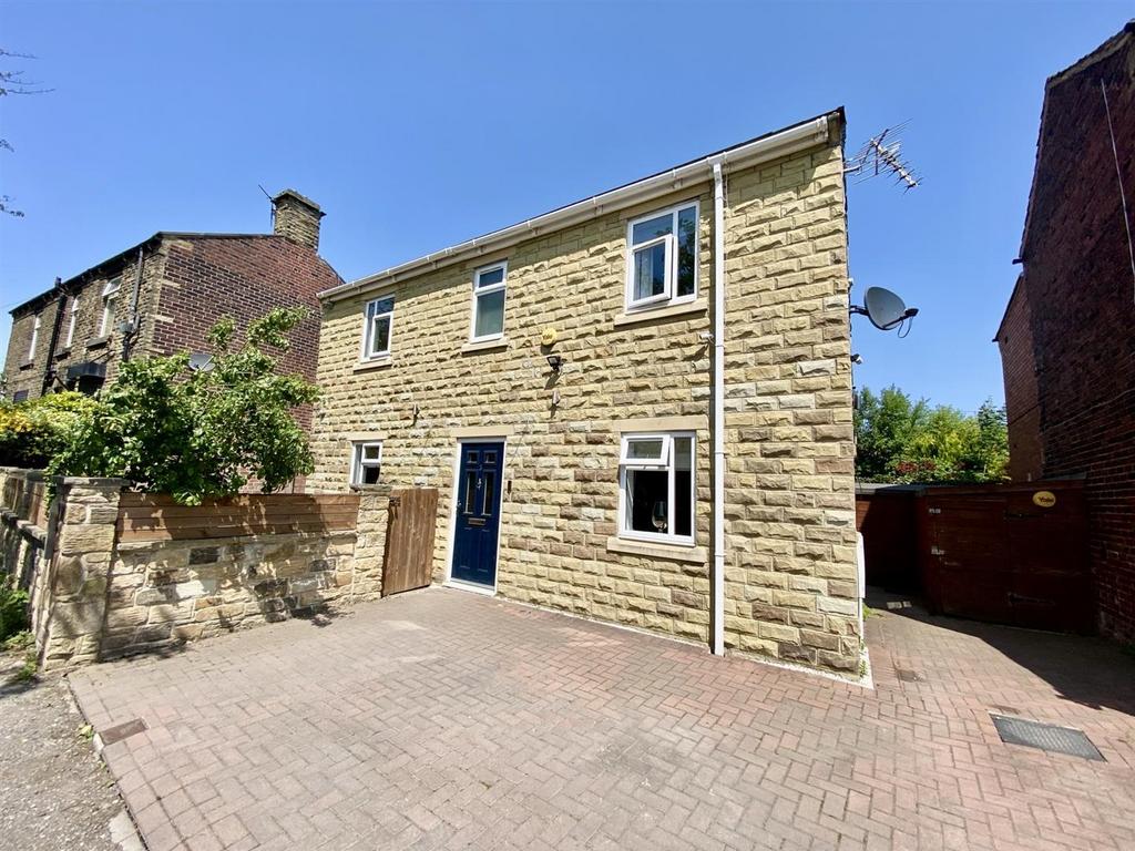 Bramleys Estate Agents - Savile Place - Mirfield (