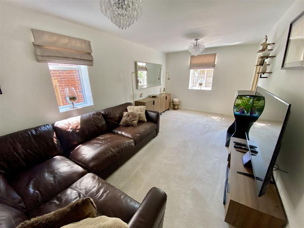 Bramleys Estate Agents - Savile Place - Mirfield (