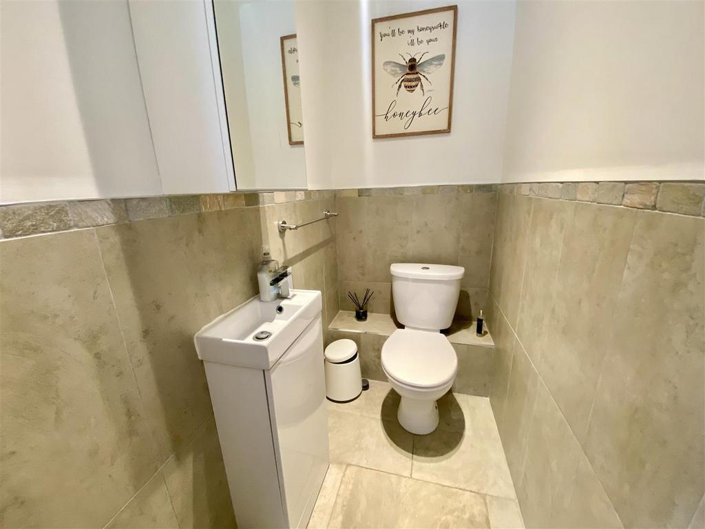 Bramleys Estate Agents - Savile Place - Mirfield (