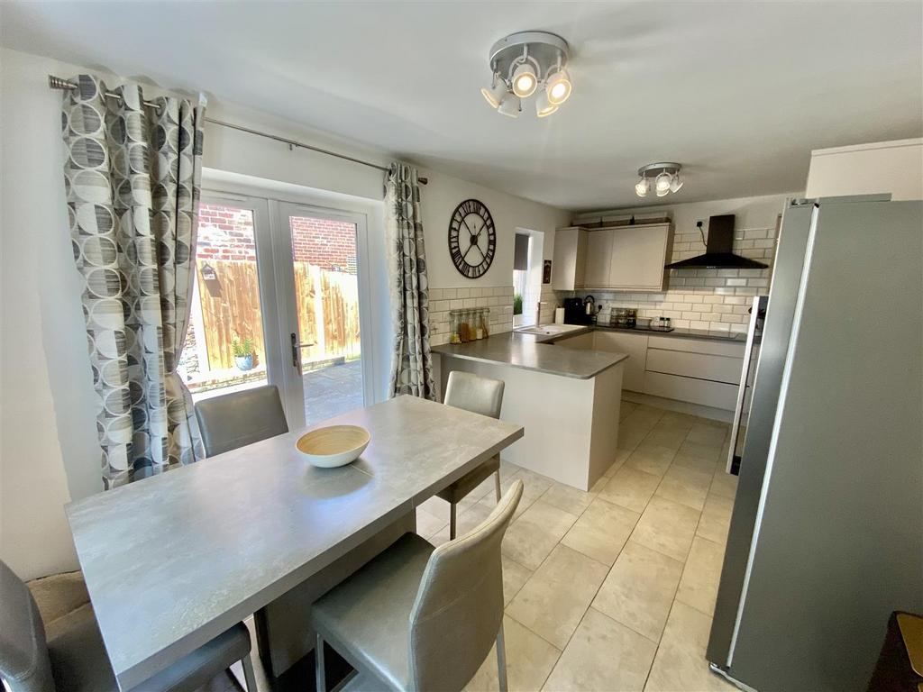 Bramleys Estate Agents - Savile Place - Mirfield (