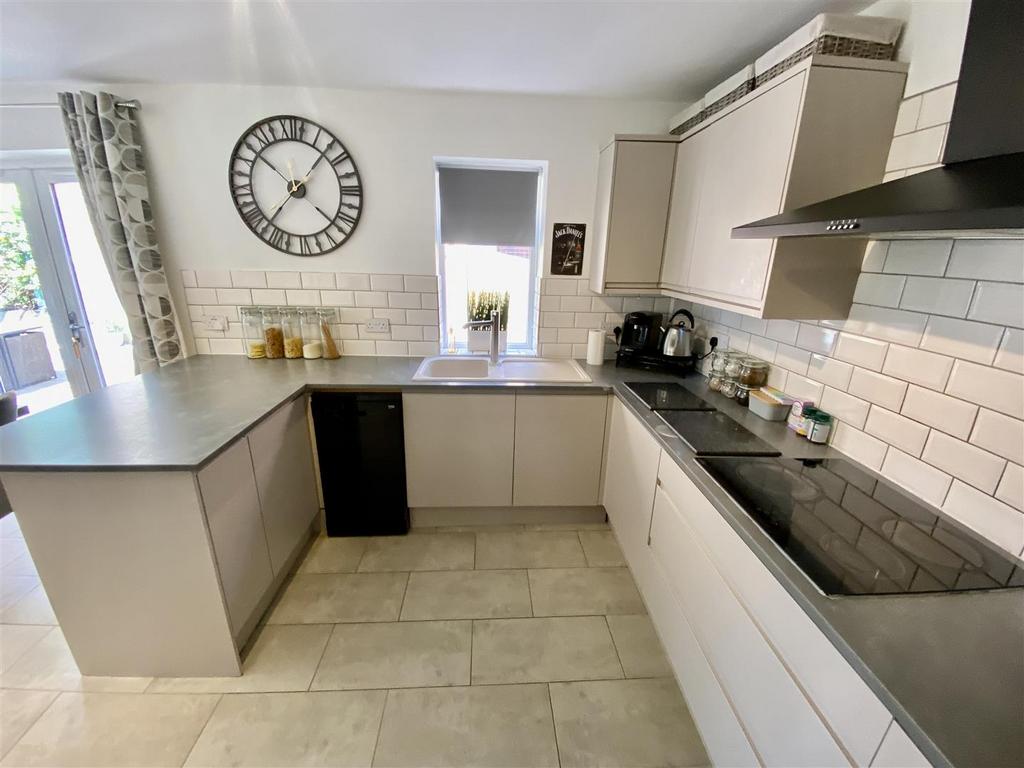 Bramleys Estate Agents - Savile Place - Mirfield (