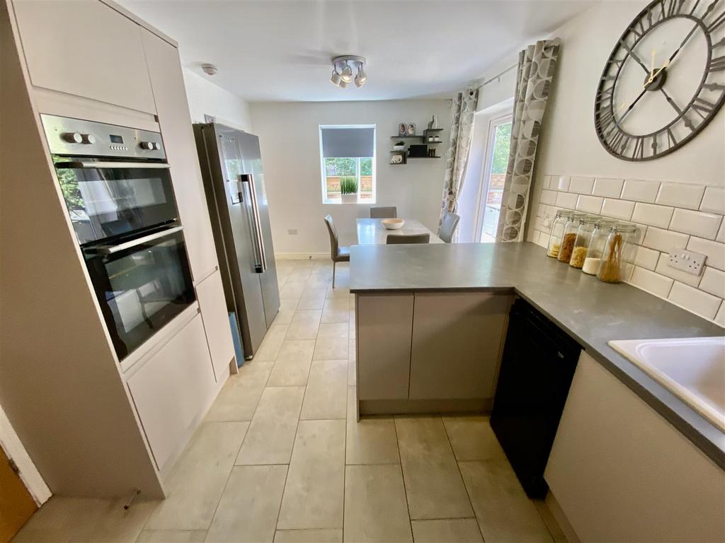 Bramleys Estate Agents - Savile Place - Mirfield (