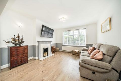 4 bedroom semi-detached house for sale, Croysdale Avenue, Sunbury-On-Thames TW16