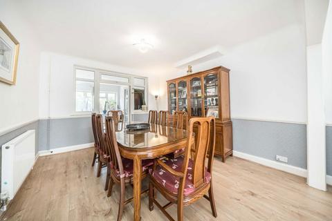 4 bedroom semi-detached house for sale, Croysdale Avenue, Sunbury-On-Thames TW16