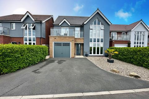 9 Admiral Close, Fleetwood, FY7 6HB